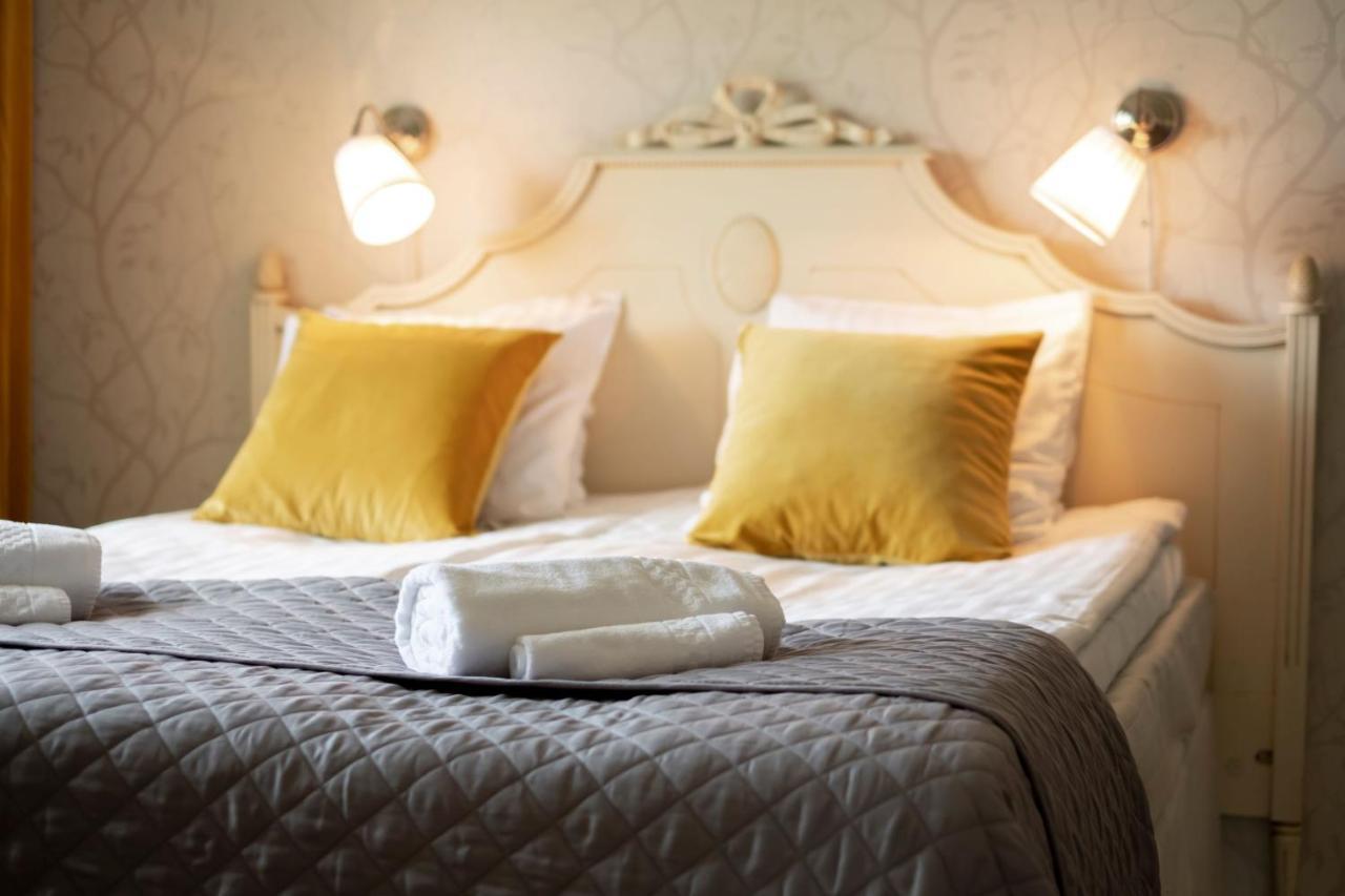 Ik Hotel & Camping Кеуруу Экстерьер фото