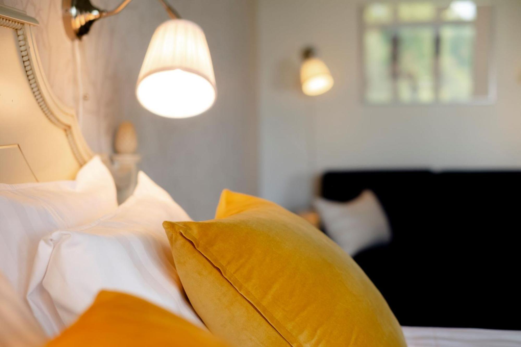 Ik Hotel & Camping Кеуруу Номер фото