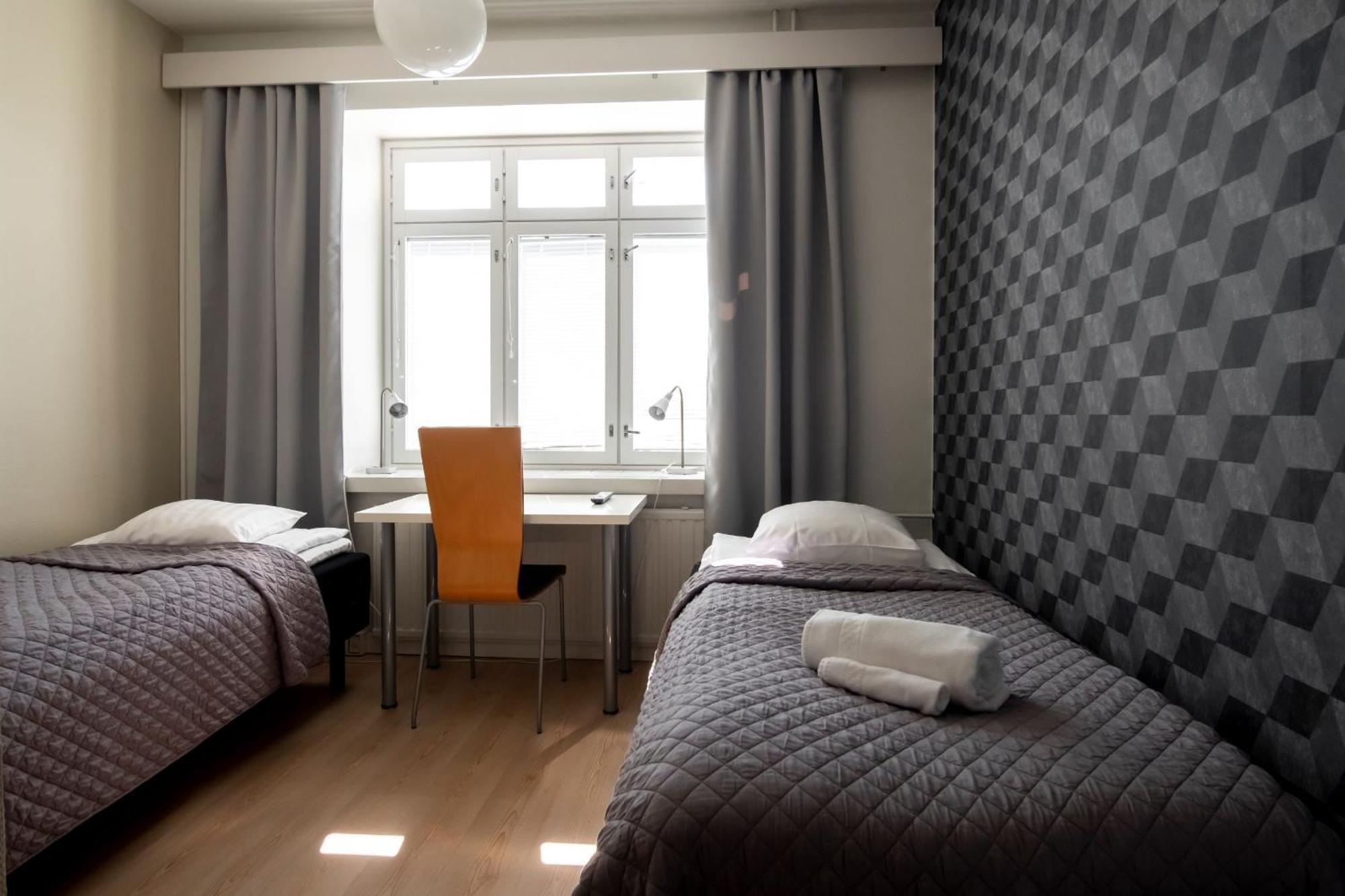 Ik Hotel & Camping Кеуруу Номер фото