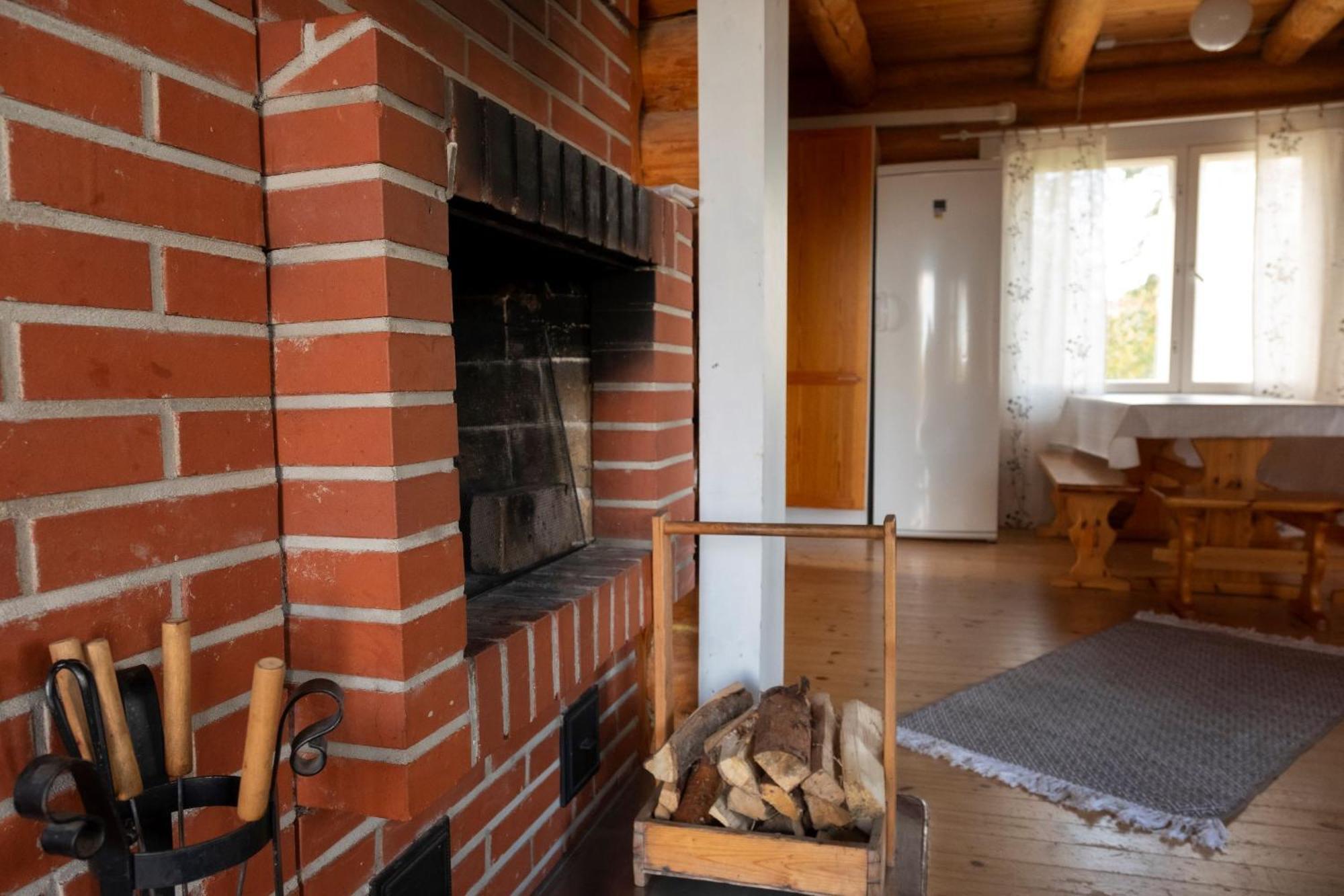 Ik Hotel & Camping Кеуруу Номер фото